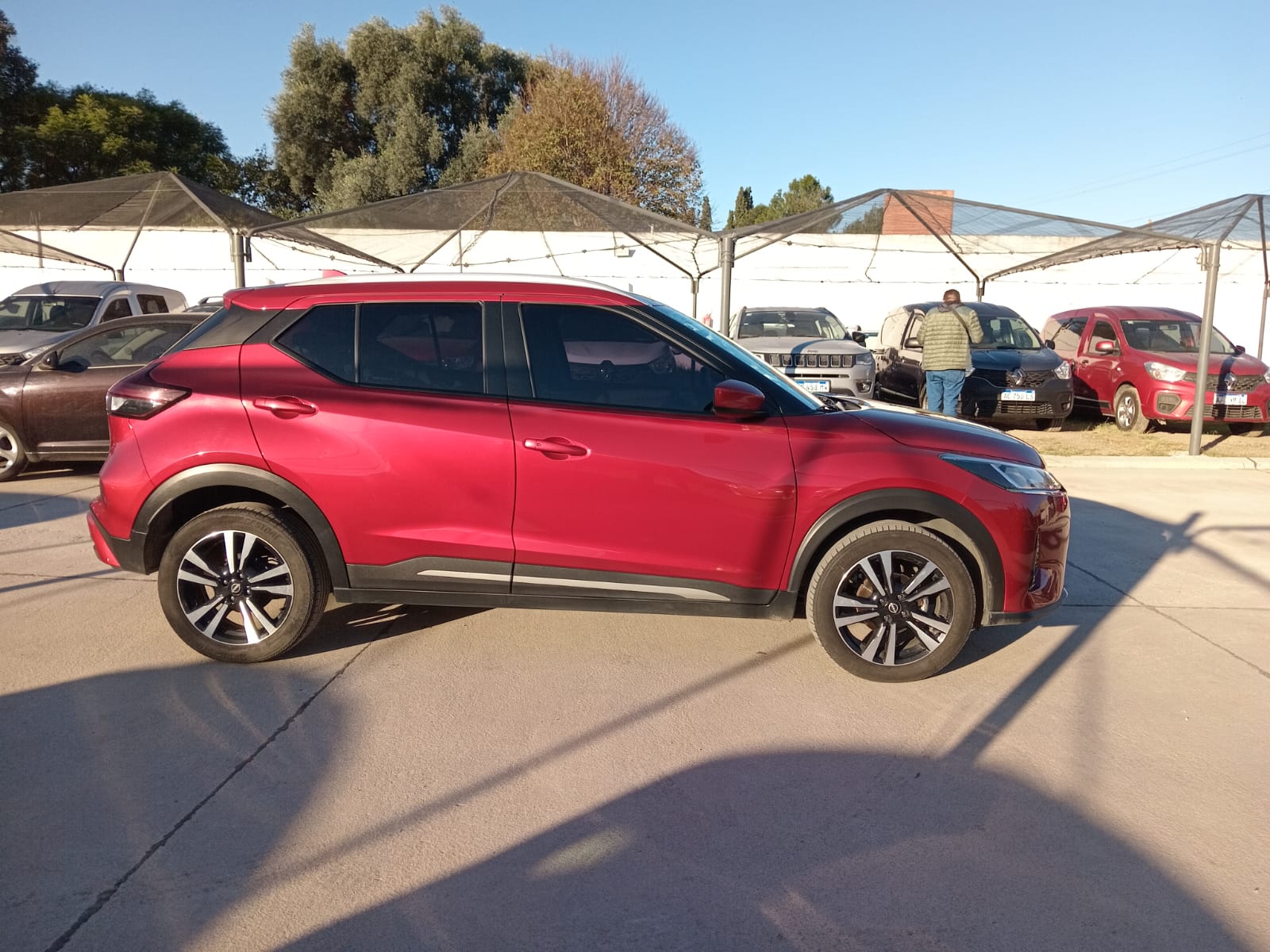 NISSAN KICKS