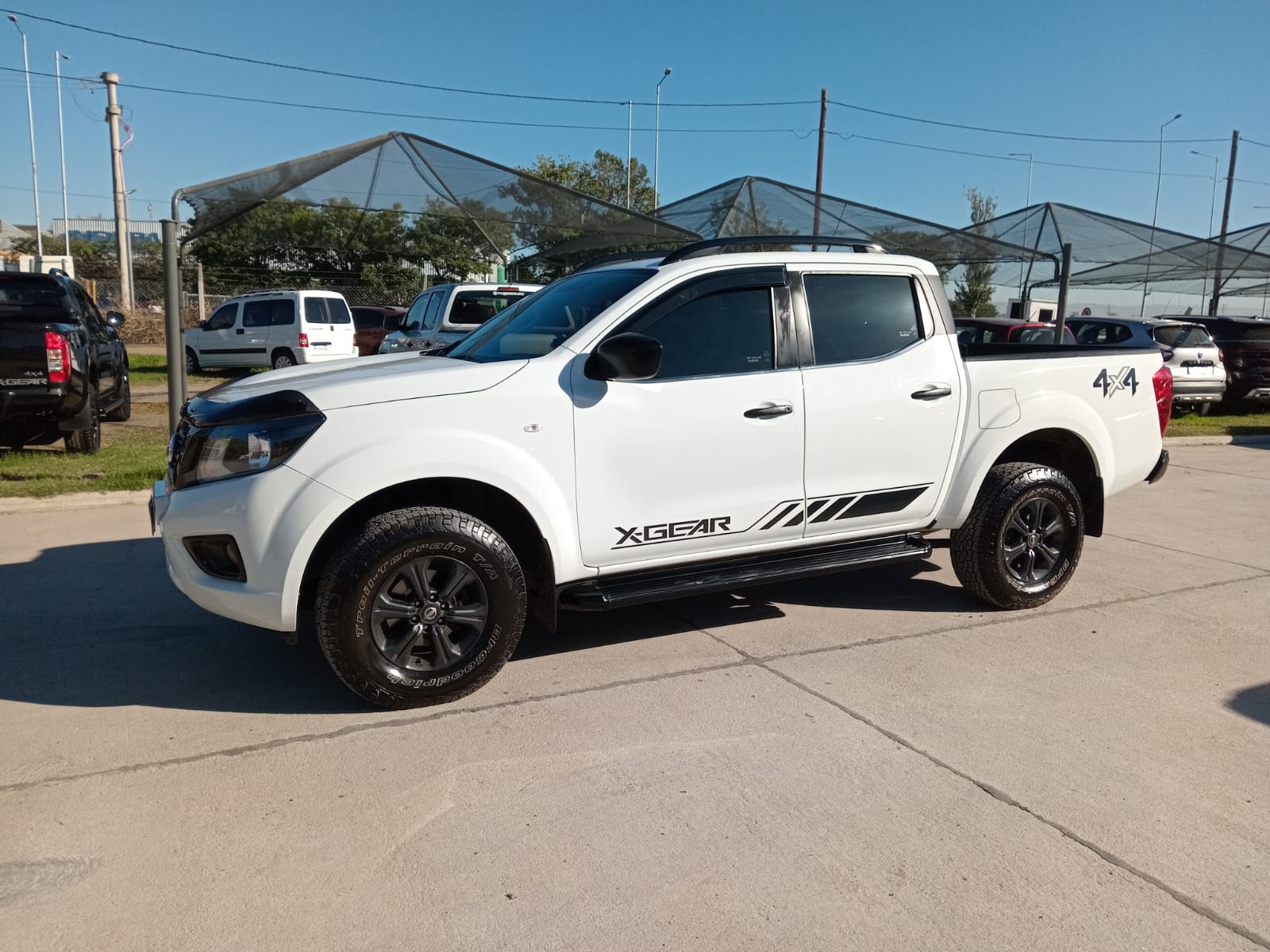 NISSAN FRONTIER