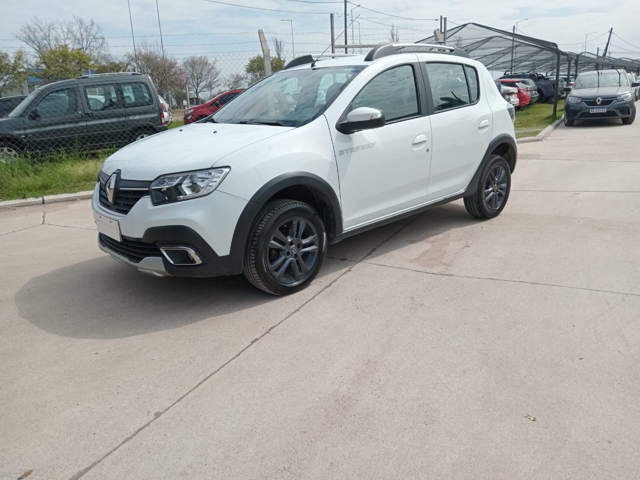 RENAULT Stepway Intens 1.6